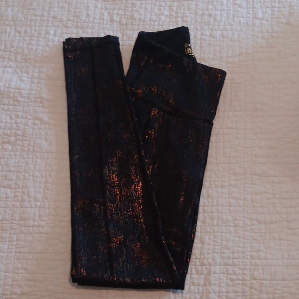 Lilly Pulitzer Black and Gold Leggings